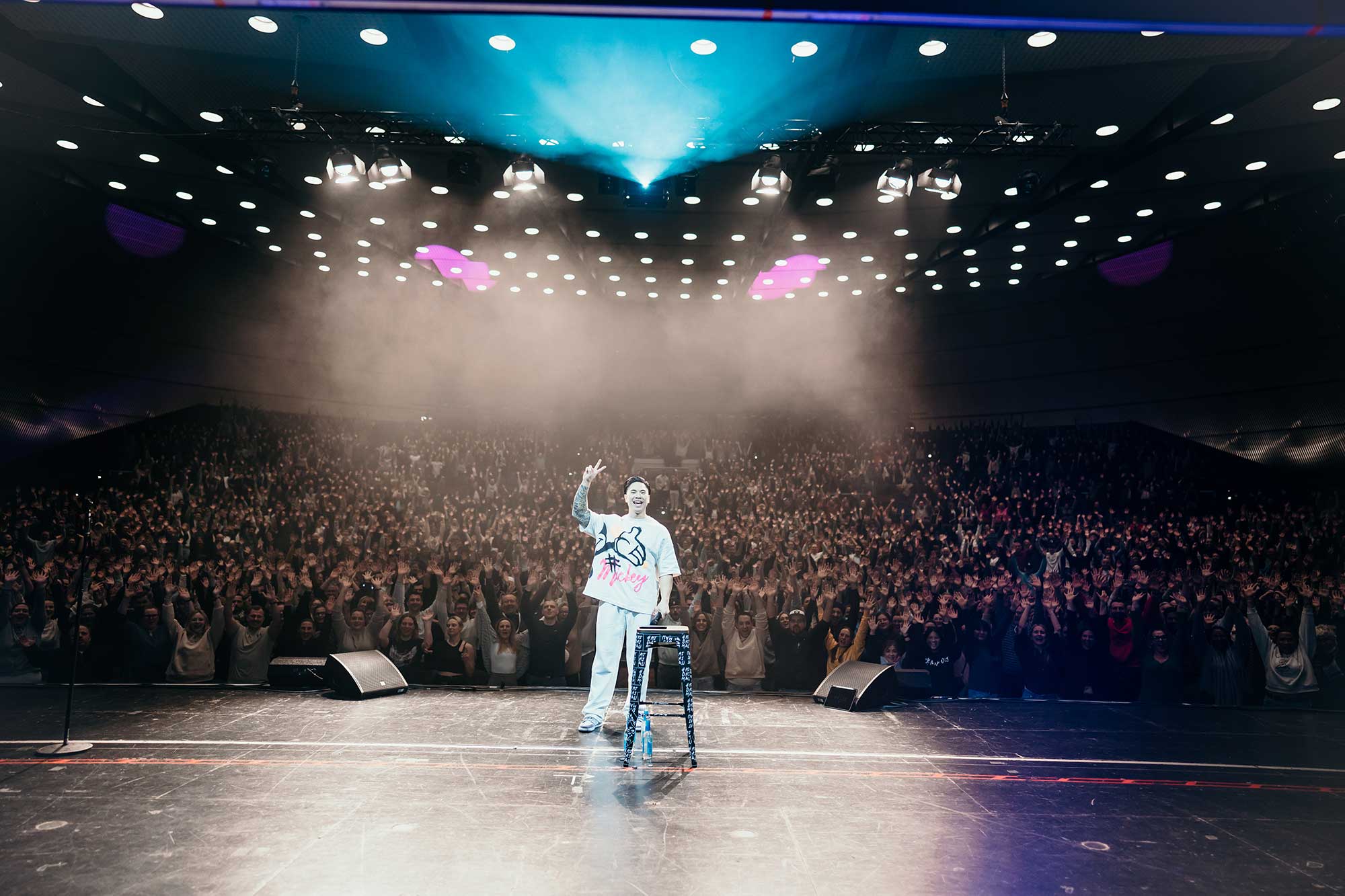 Wenn nicht jetzt, wan tan? - Tutty Tran live auf der Bühne